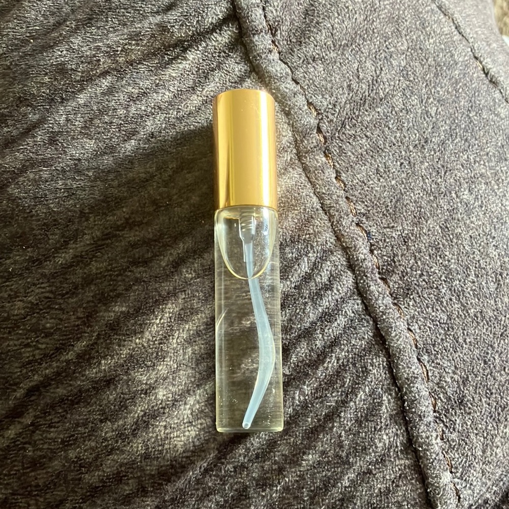 Baccarat rouge 540 filled in small unlabeled container